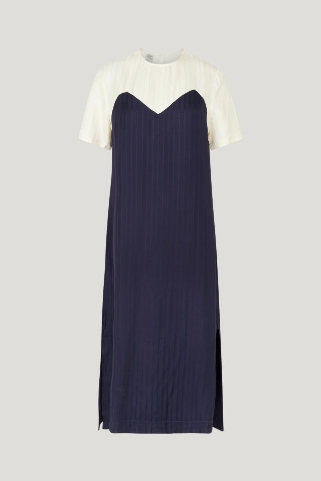 Anwita Dress Inkling Blue This midi-length dress features button closures at the back of the neck, a sweetheart-style pattern at the chest, and slits at the sides - front image