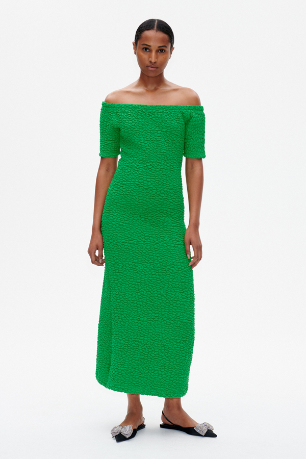 Juju Dress Fern Green An ultra-stretchy, off-the-shoulder calf-length dress - model image