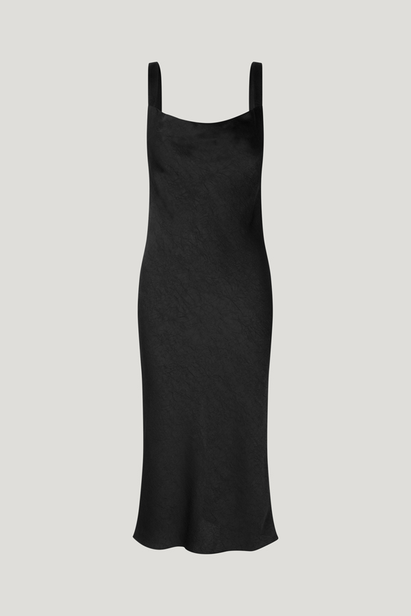 Agamora Kjole Black Slip-kjole i midilængde med vandfaldsudskæring - front image