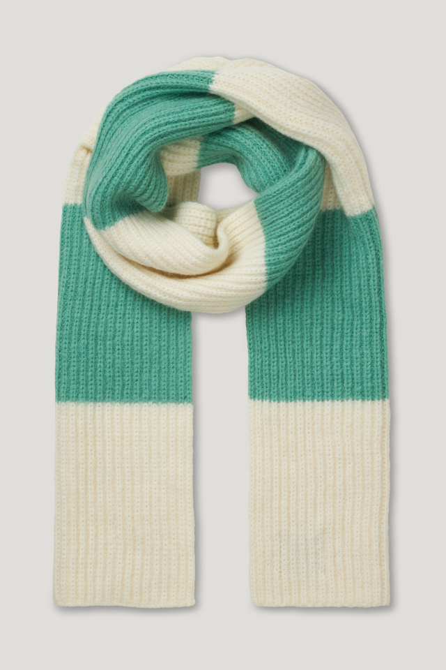 Lilo Scarf Creme Green Breton This thick, knit scarf has a ribbed texture throughout - front image